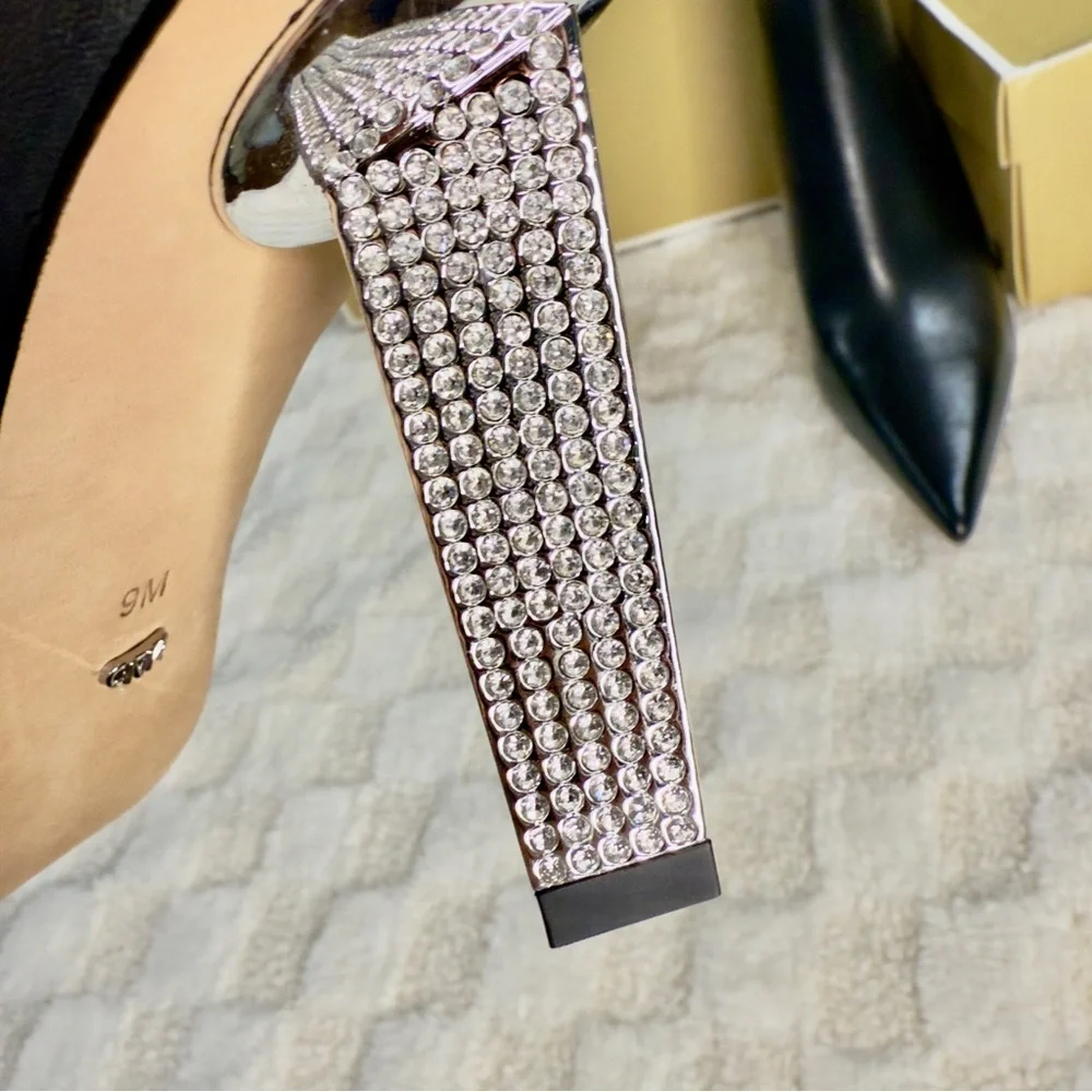 Michael Michael Kors Halle Black Leather Ankle Boots size 7M** 8.5M* 9M* - Picture 6 of 7